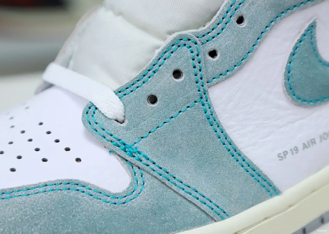 AIR JORDAN 1 HIGH 'TURBO GREEN' OG RETRO 0607